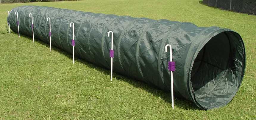 18' Tunnel with Stakes and a Carry Bag