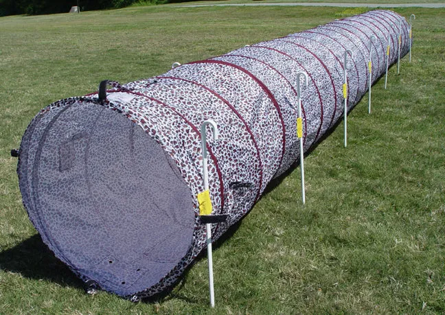 18' Tunnel with Stakes and a Carry Bag