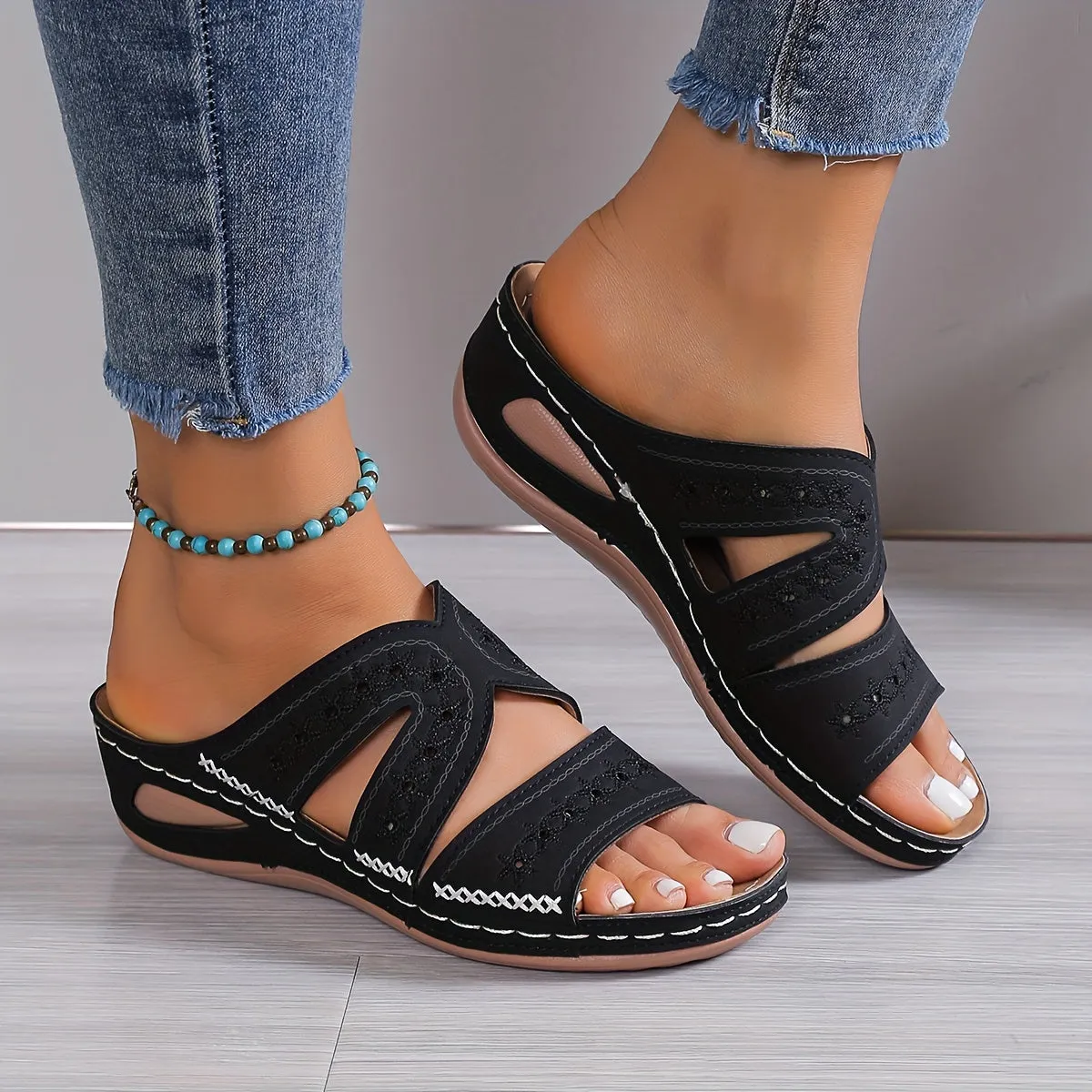 Ferni - Orthopaedic & Slip Resistant Sandals