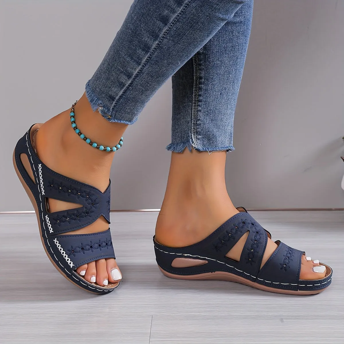 Ferni - Orthopaedic & Slip Resistant Sandals