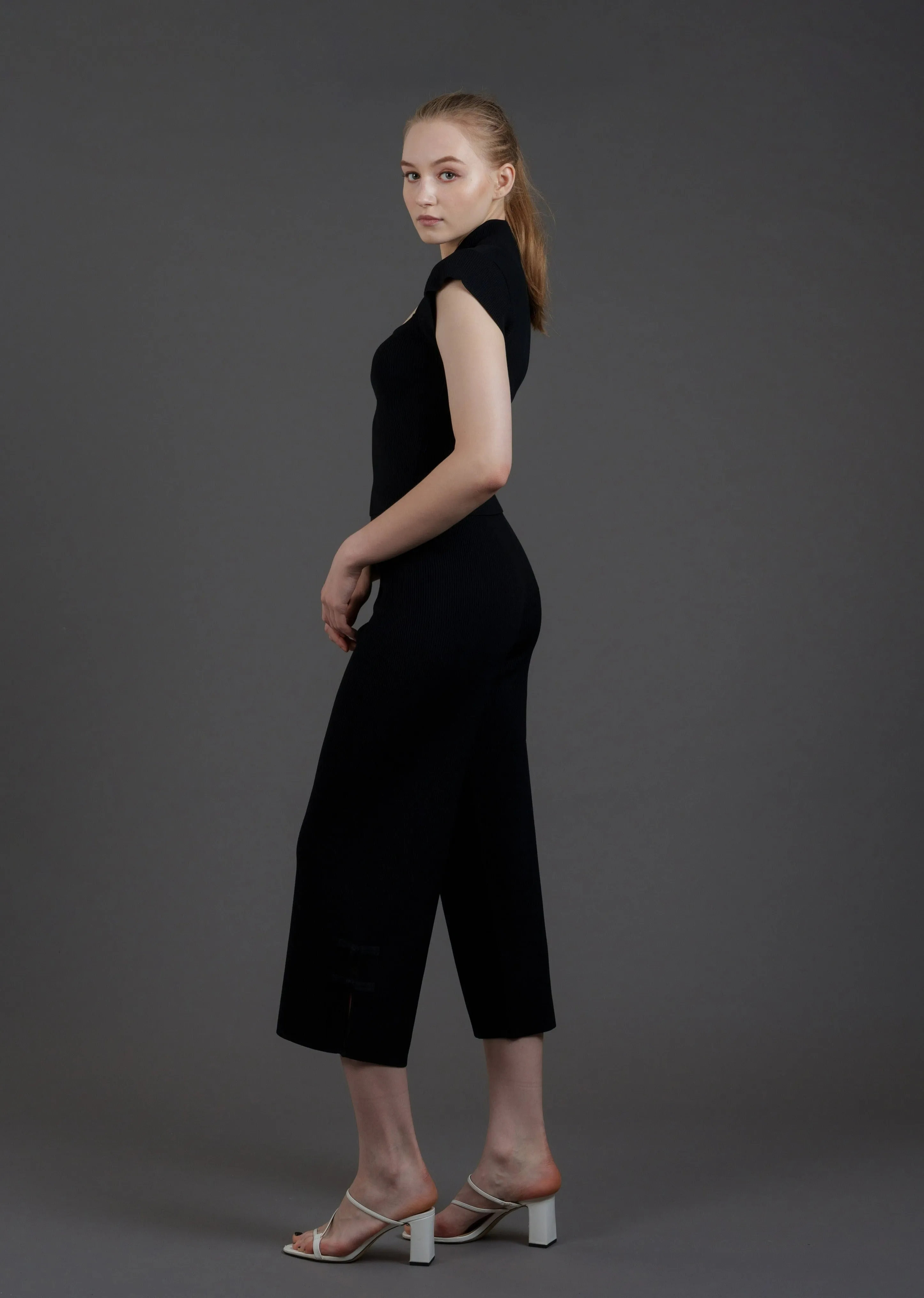 Knitted Pants w Slit (Black)