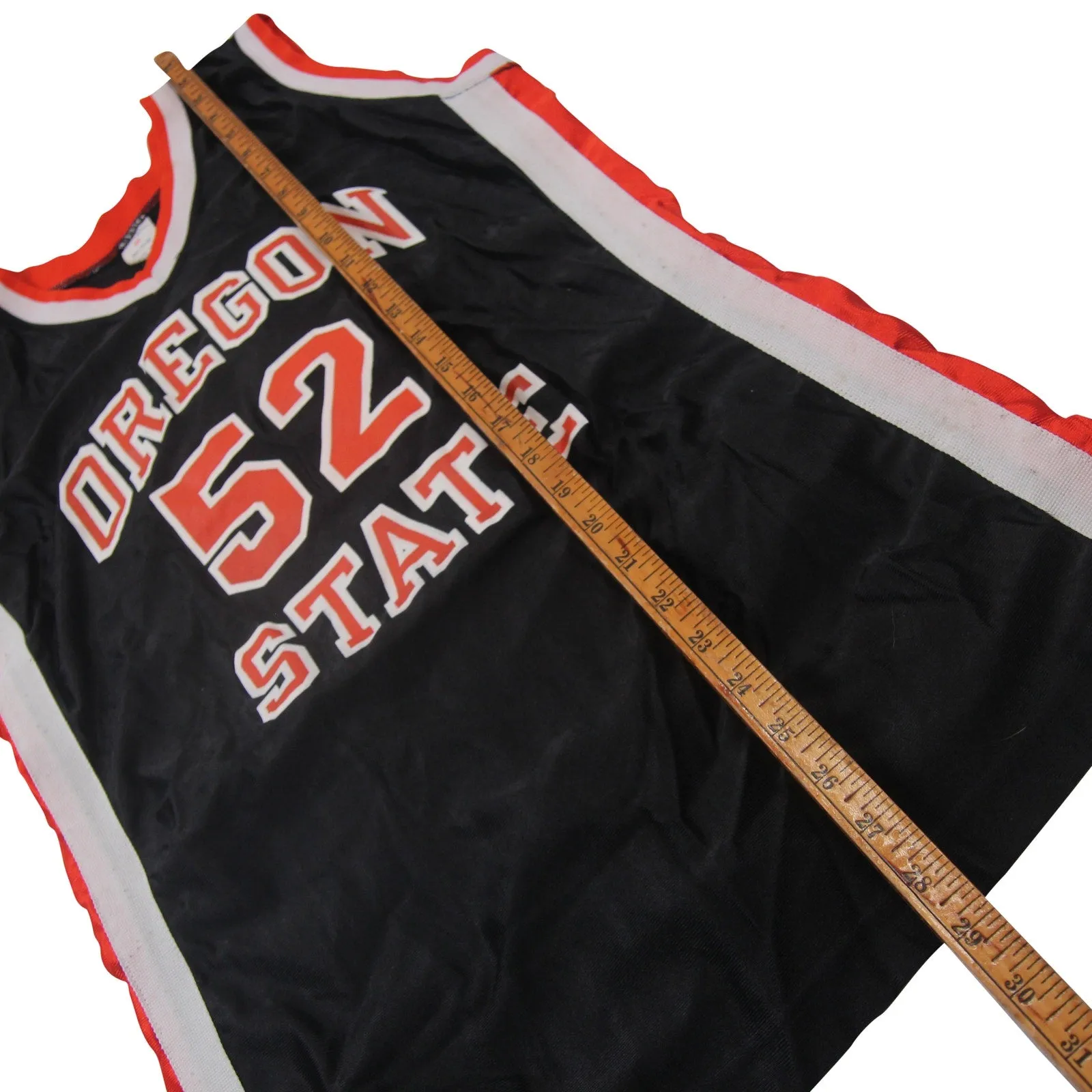 Vintage Champion for Ladies Oregon State Beavers Basketball Jersey - WMNS L(22)